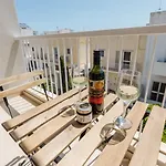 Flat 3 Mlh 3bed Next To By Homely!